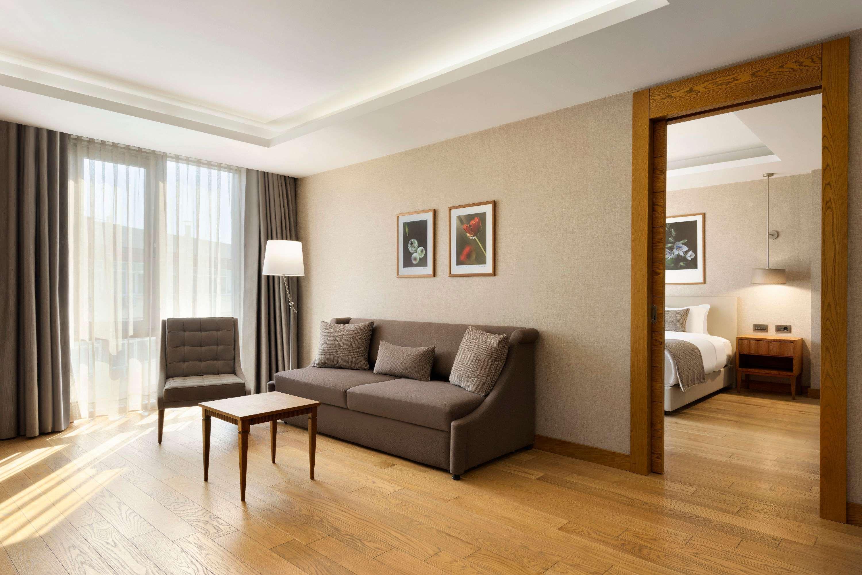 Ramada Hotel & Suites Adana Exterior foto